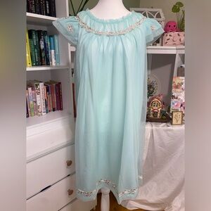 Vintage Canadian Maid babydoll turquoise nightgown